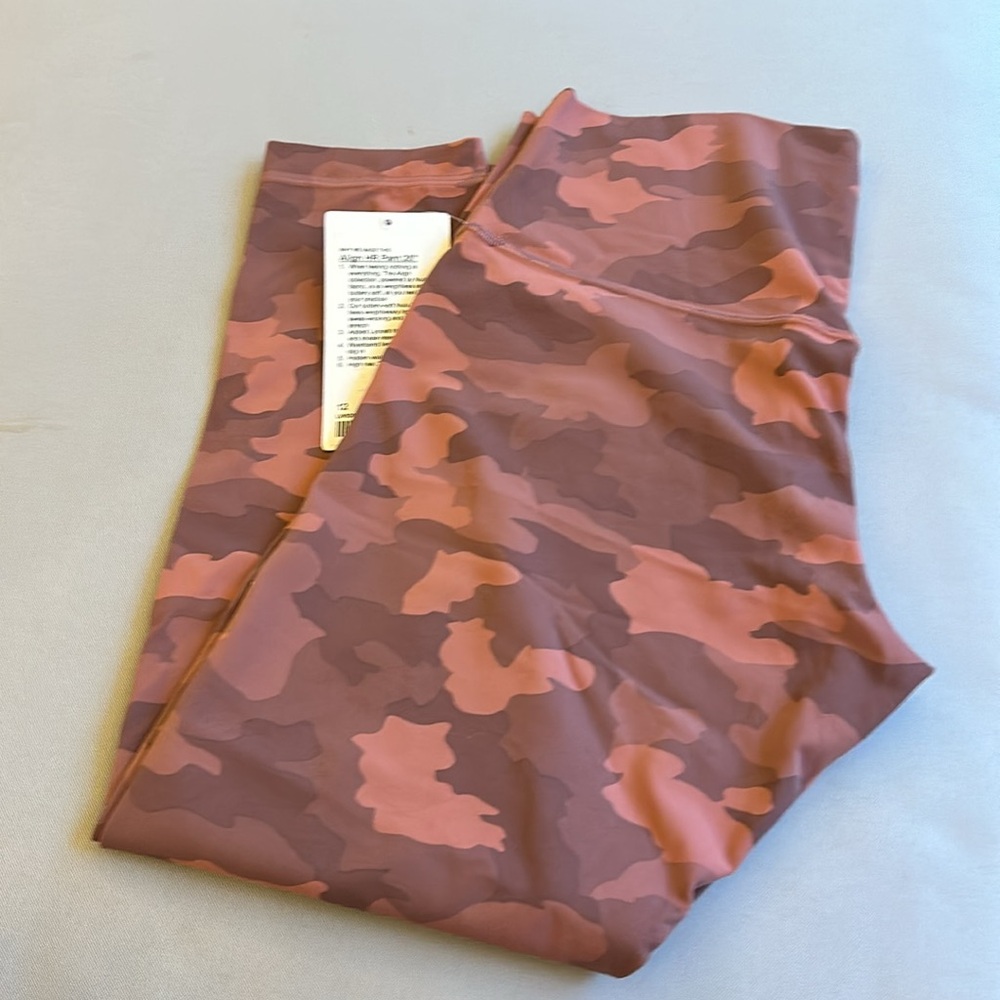 NWT - lululemon Align HR Pant 25”